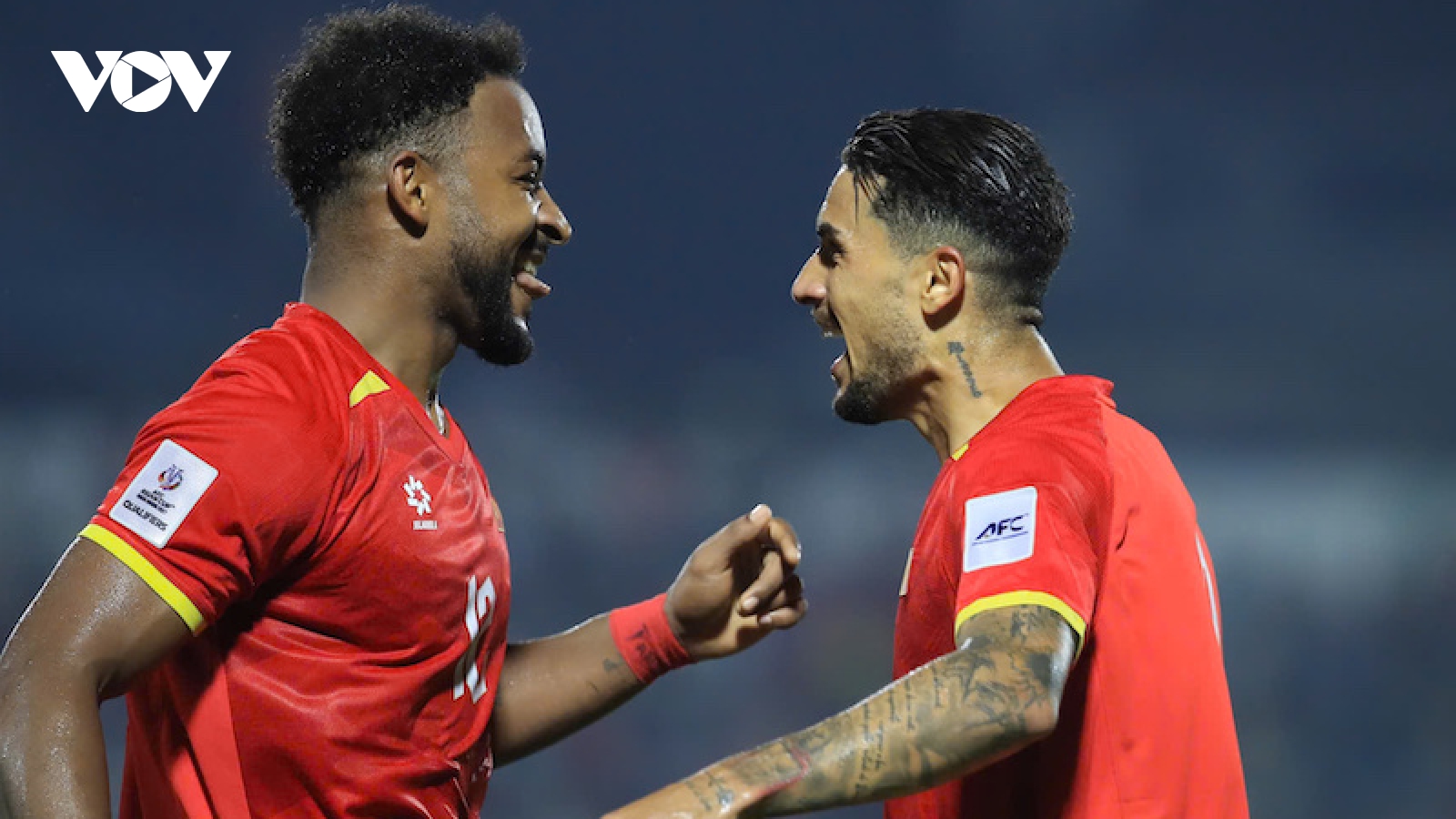 ĐT Việt Nam xác lập vị thế mới cùng khoảnh khắc lịch sử của Hoàng Hên – Xuân Son